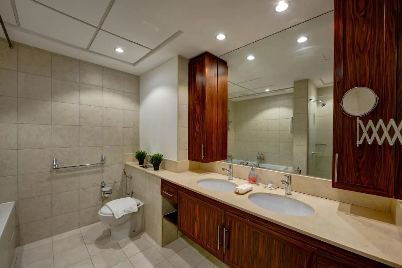アパート Durrani Homes - Luxe Living With Burj Khalifa And Fountain View - Third Room Without Partition ドバイ